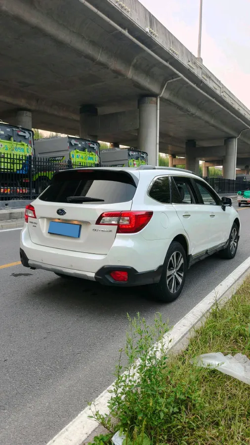 2018 Subaru Outback 2.5L 175HP H4 CVT,autocango,china used car exporter,china ev exporter,chinese used car exporter,chinese used ev exporter