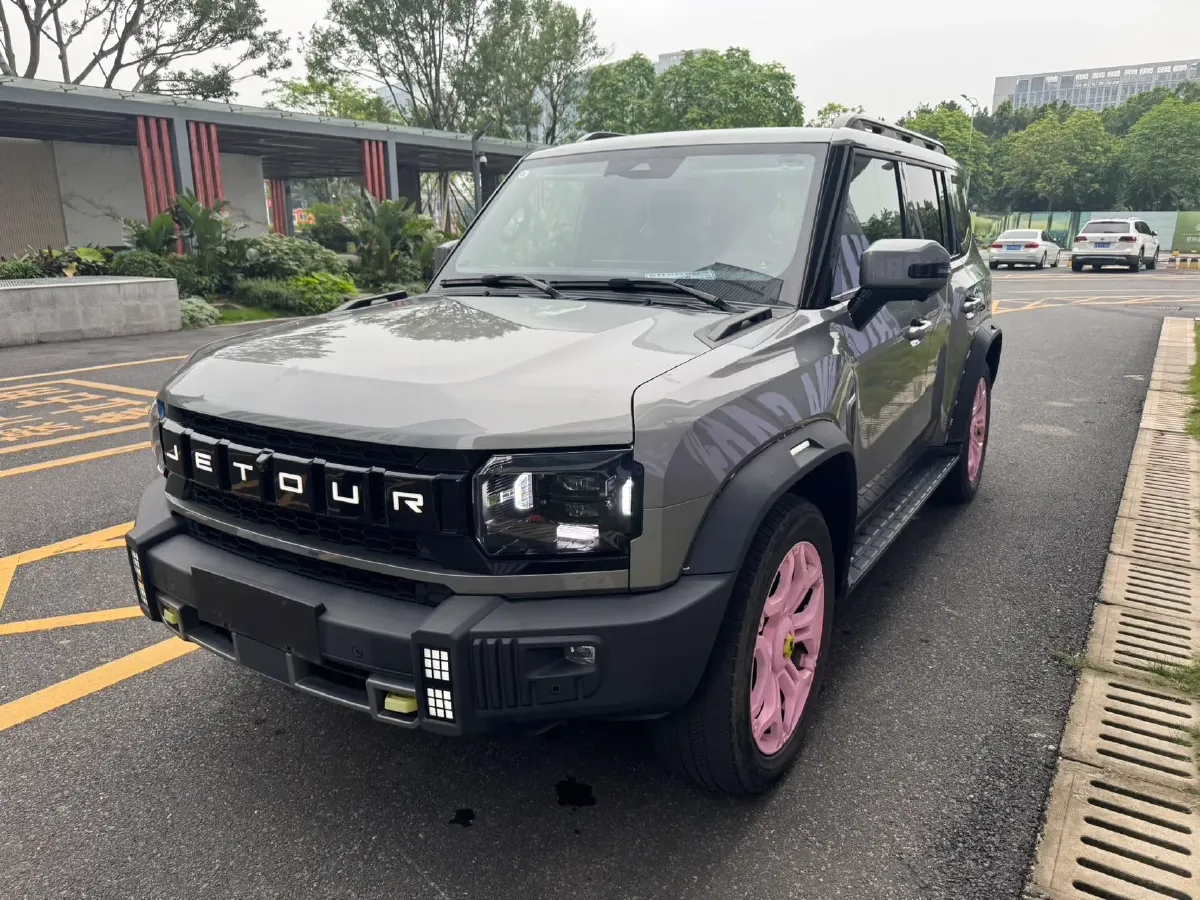 2024 Jetour ShanHai TravellerC-DM 1.5T 156HP L4 3DHT PHEV 43.24KWH,autocango,china used car exporter,china ev exporter,chinese used car exporter,chinese used ev exporter