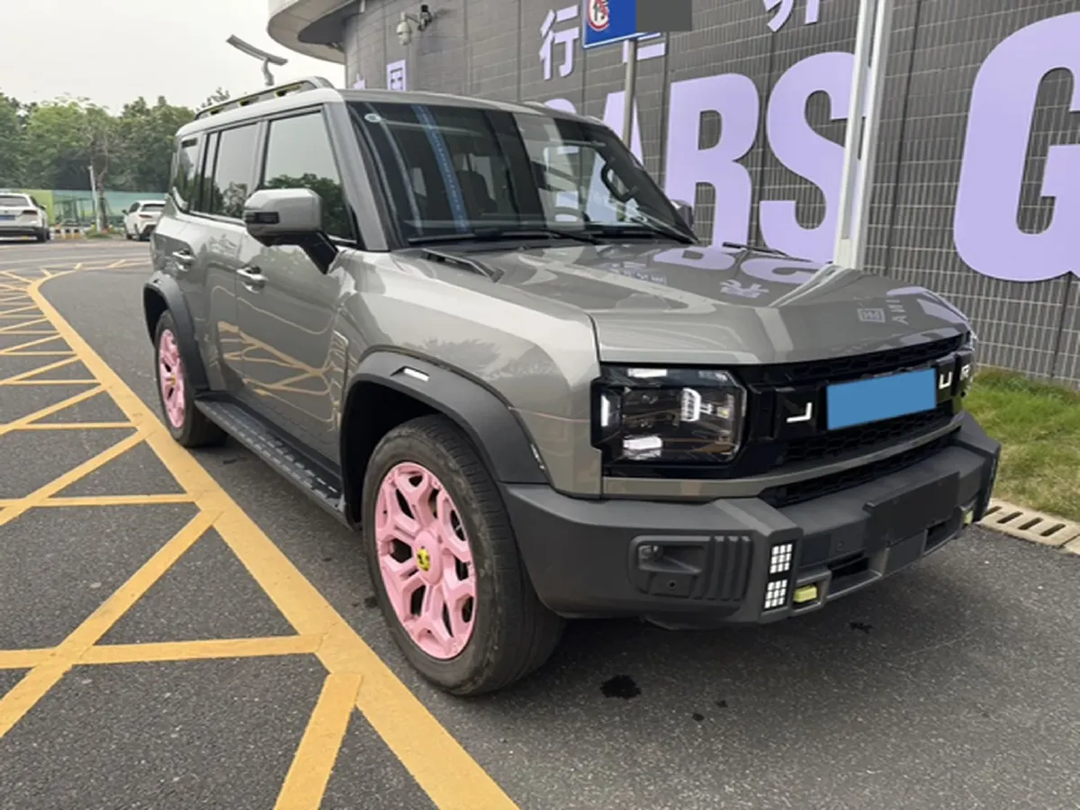 2024 Jetour ShanHai TravellerC-DM 1.5T 156HP L4 3DHT PHEV 43.24KWH,autocango,china used car exporter,china ev exporter,chinese used car exporter,chinese used ev exporter