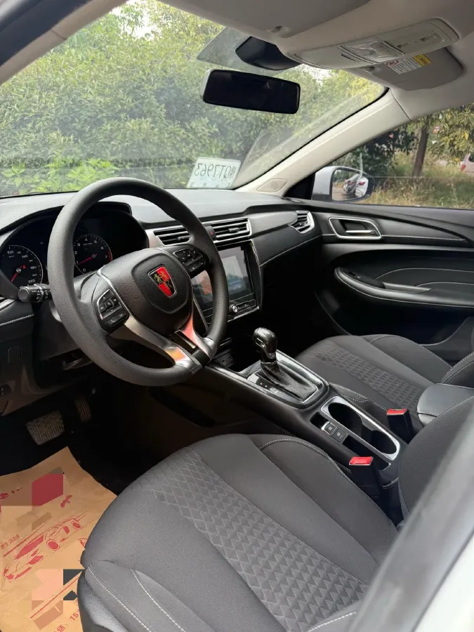 2020 Roewe i5 1.5L 120HP L4 CVT,autocango,china used car exporter,china ev exporter,chinese used car exporter,chinese used ev exporter