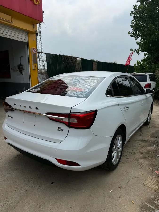 2020 Roewe i5 1.5L 120HP L4 CVT,autocango,china used car exporter,china ev exporter,chinese used car exporter,chinese used ev exporter