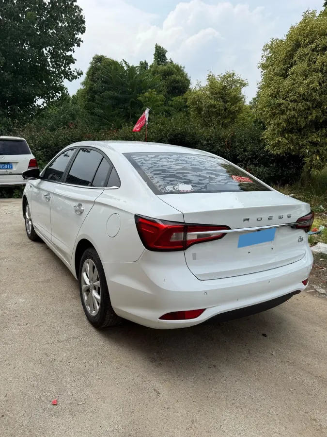 2020 Roewe i5 1.5L 120HP L4 CVT,autocango,china used car exporter,china ev exporter,chinese used car exporter,chinese used ev exporter