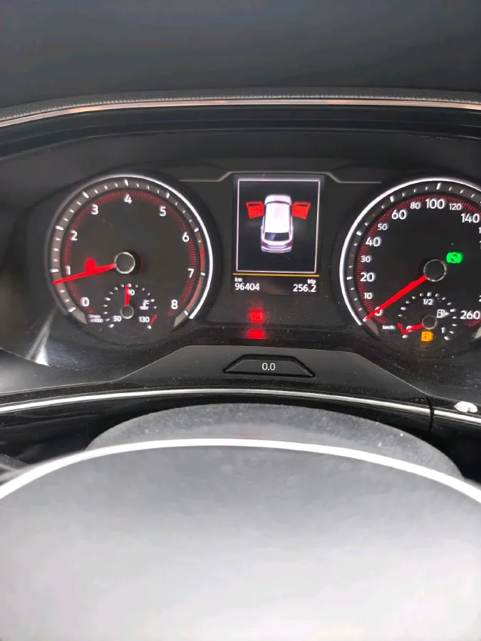 2019 Jeep Cherokee 2.0T 234HP L4 9AT,autocango,china used car exporter,china ev exporter,chinese used car exporter,chinese used ev exporter