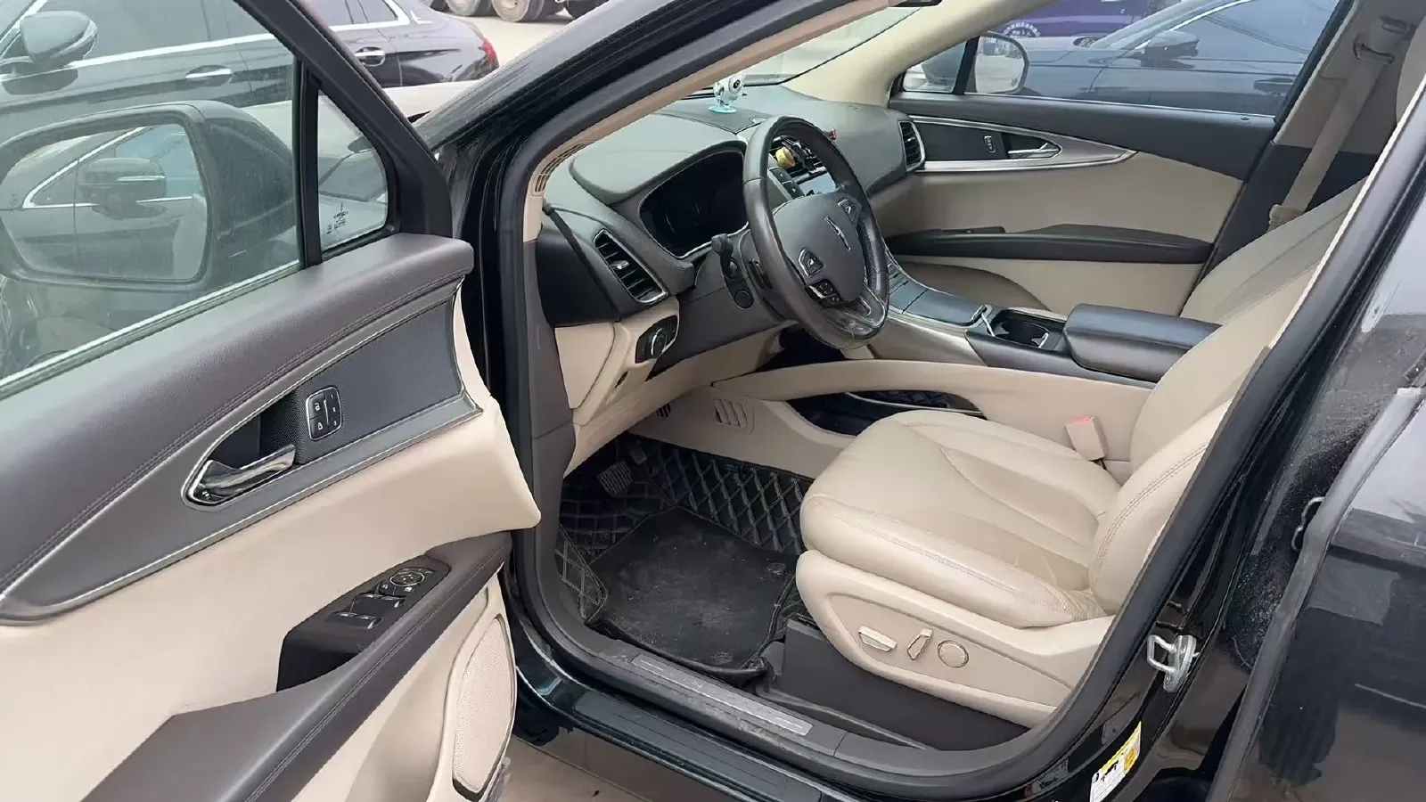 2017 Lincoln MKX 2.0T 253HP L4 6AT,autocango,china used car exporter,china ev exporter,chinese used car exporter,chinese used ev exporter