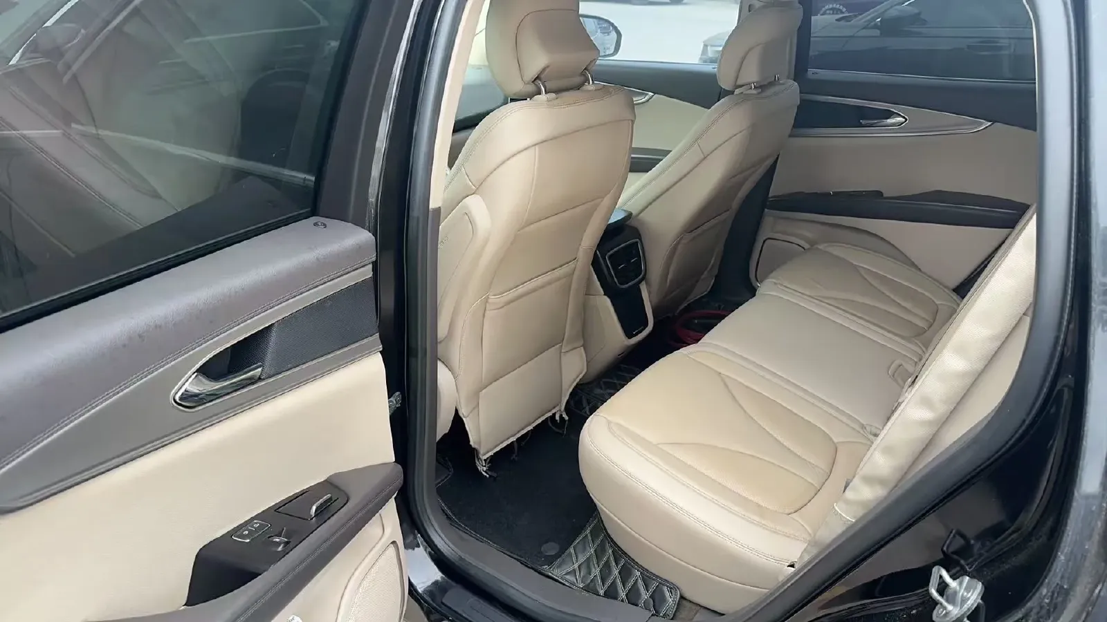 2017 Lincoln MKX 2.0T 253HP L4 6AT,autocango,china used car exporter,china ev exporter,chinese used car exporter,chinese used ev exporter