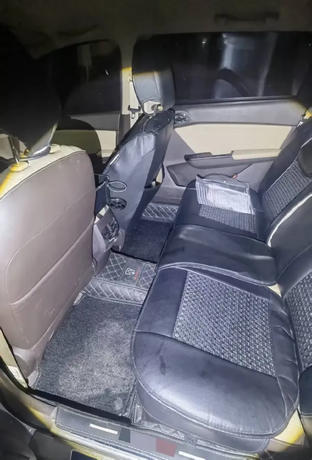 2019 Golden Dragon New Era Sea Lion 2.0L 102HP L4 5MT,autocango,china used car exporter,china ev exporter,chinese used car exporter,chinese used ev exporter