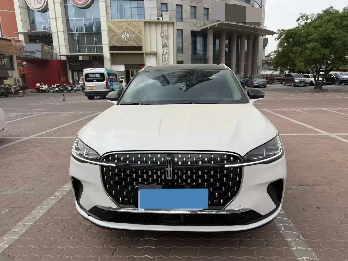 2023 Lincoln Corsair 2.0T 261HP L4 8AT,autocango,china used car exporter,china ev exporter,chinese used car exporter,chinese used ev exporter