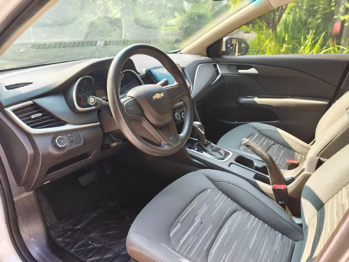 2019 Chevrolet Cavalier 1.5L 113HP L4 6AT,autocango,china used car exporter,china ev exporter,chinese used car exporter,chinese used ev exporter