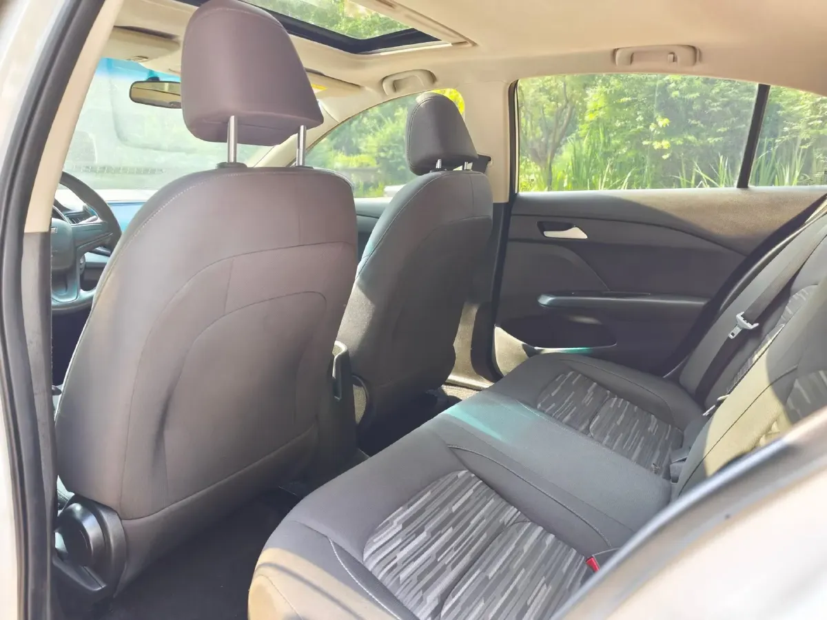 2019 Chevrolet Cavalier 1.5L 113HP L4 6AT,autocango,china used car exporter,china ev exporter,chinese used car exporter,chinese used ev exporter