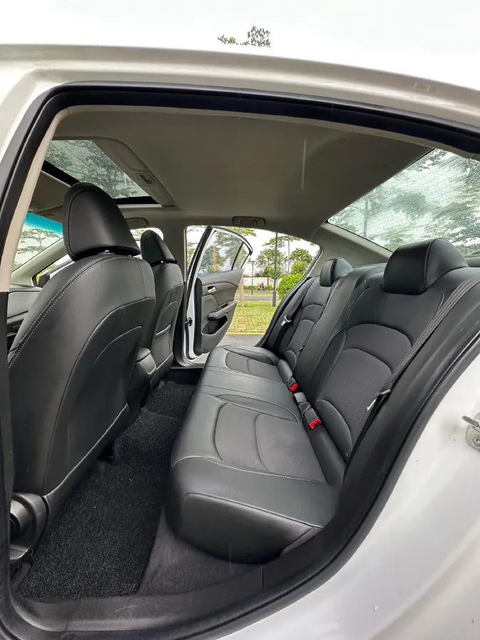 2019 Chevrolet Cavalier 1.5L 113HP L4 6AT,autocango,china used car exporter,china ev exporter,chinese used car exporter,chinese used ev exporter