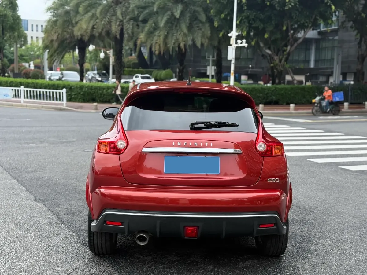 2014 Infiniti ESQ 1.6L 116HP L4 CVT,autocango,china used car exporter,china ev exporter,chinese used car exporter,chinese used ev exporter