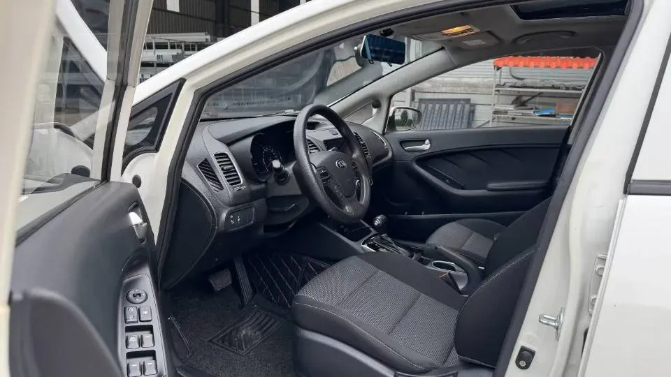 2016 Kia K3 1.6L 128HP L4 6AT,autocango,china used car exporter,china ev exporter,chinese used car exporter,chinese used ev exporter