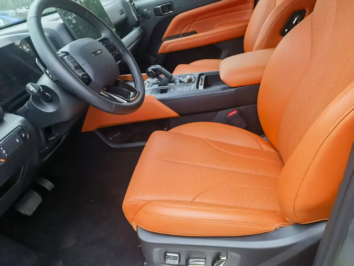 2024 Haval H9 2.0T 224HP L4 8AT,autocango,china used car exporter,china ev exporter,chinese used car exporter,chinese used ev exporter