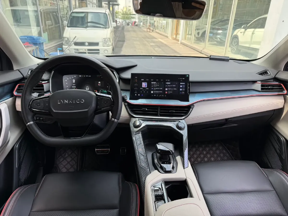 2020 LYNK&CO 06 1.5T 177HP L3 7DCT,autocango,china used car exporter,china ev exporter,chinese used car exporter,chinese used ev exporter