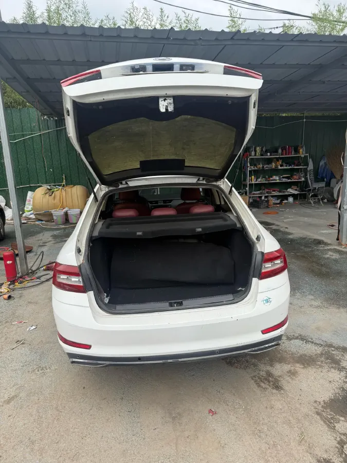 2018 Skoda Octavia 1.6L 110HP L4 5MT,autocango,china used car exporter,china ev exporter,chinese used car exporter,chinese used ev exporter