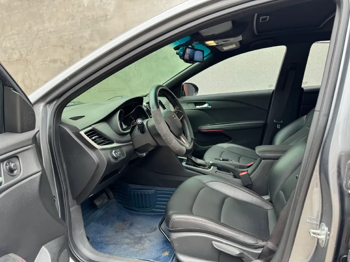 2019 Chevrolet Monza 1.3T 163HP L3 6AT,autocango,china used car exporter,china ev exporter,chinese used car exporter,chinese used ev exporter