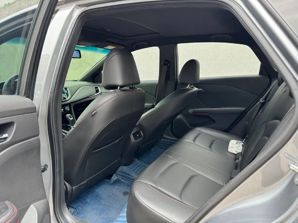 2019 Chevrolet Monza 1.3T 163HP L3 6AT,autocango,china used car exporter,china ev exporter,chinese used car exporter,chinese used ev exporter