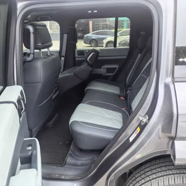 2025 FangChengBao Bao 5 1.5T 194HP L4 E-CVT PHEV 31.8KWH,autocango,china used car exporter,china ev exporter,chinese used car exporter,chinese used ev exporter