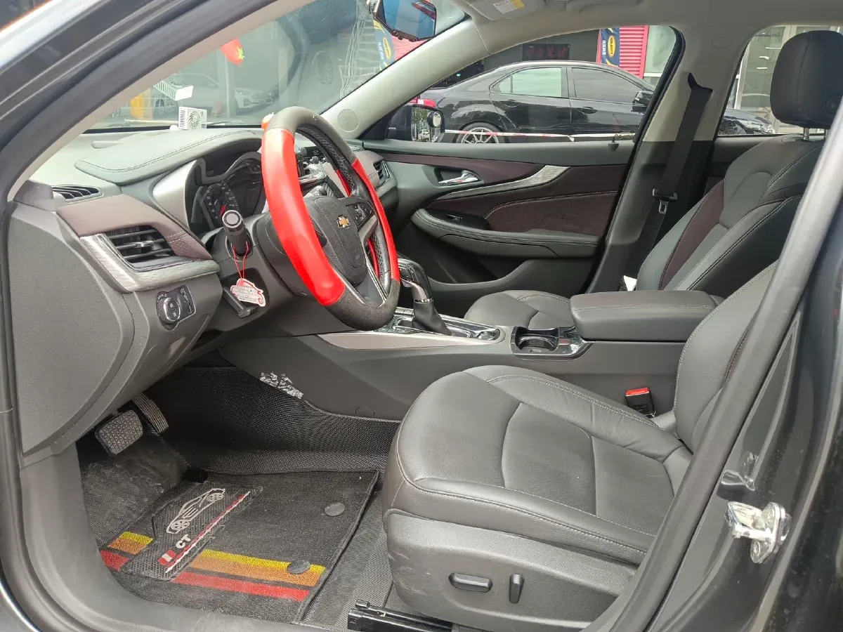2018 Chevrolet Malibu 1.5T 170HP L4 6AT,autocango,china used car exporter,china ev exporter,chinese used car exporter,chinese used ev exporter