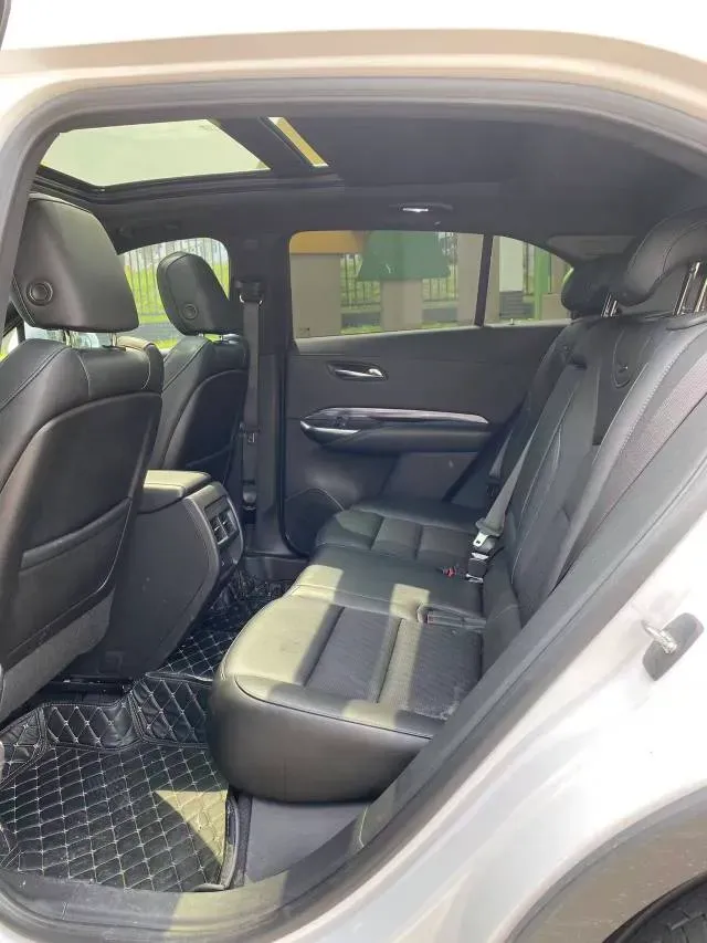 2020 Cadillac XT4 2.0T 241HP L4 9AT,autocango,china used car exporter,china ev exporter,chinese used car exporter,chinese used ev exporter