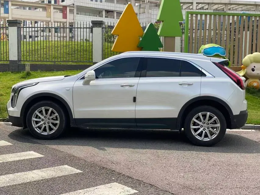 2020 Cadillac XT4 2.0T 241HP L4 9AT,autocango,china used car exporter,china ev exporter,chinese used car exporter,chinese used ev exporter