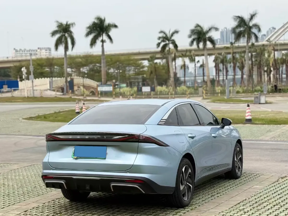 2025 BYD Sea Lion 05 DM-i 1.5L 101HP L4 E-CVT PHEV 12.9KWH,autocango,china used car exporter,china ev exporter,chinese used car exporter,chinese used ev exporter