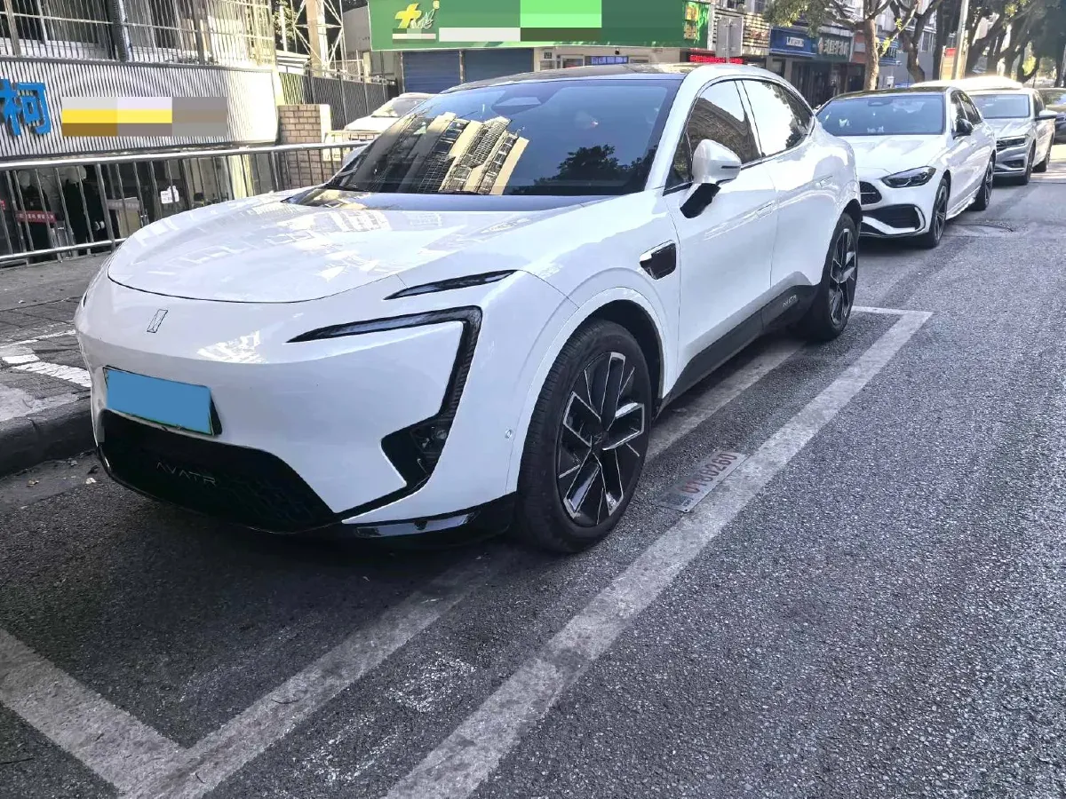 2025 Avatr 11 1.5T 156HP L4 REEV 39.05KWH,autocango,china used car exporter,china ev exporter,chinese used car exporter,chinese used ev exporter