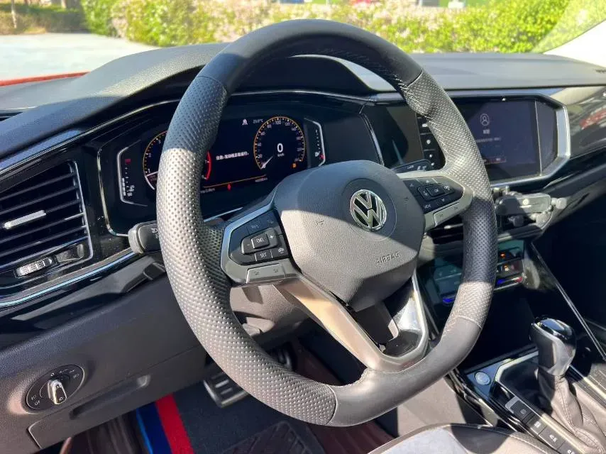 2020 Volkswagen Tayron X 2.0T 186HP L4 7DCT,autocango,china used car exporter,china ev exporter,chinese used car exporter,chinese used ev exporter