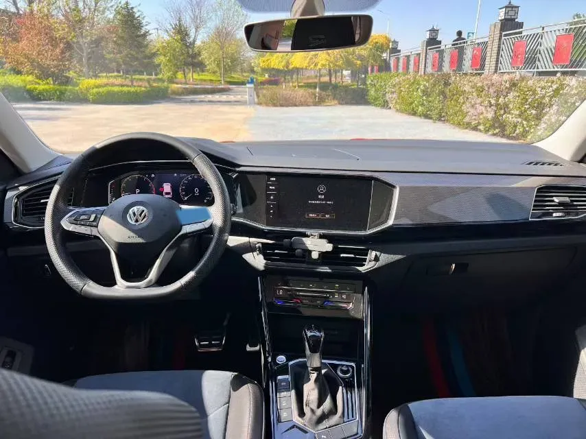 2020 Volkswagen Tayron X 2.0T 186HP L4 7DCT,autocango,china used car exporter,china ev exporter,chinese used car exporter,chinese used ev exporter
