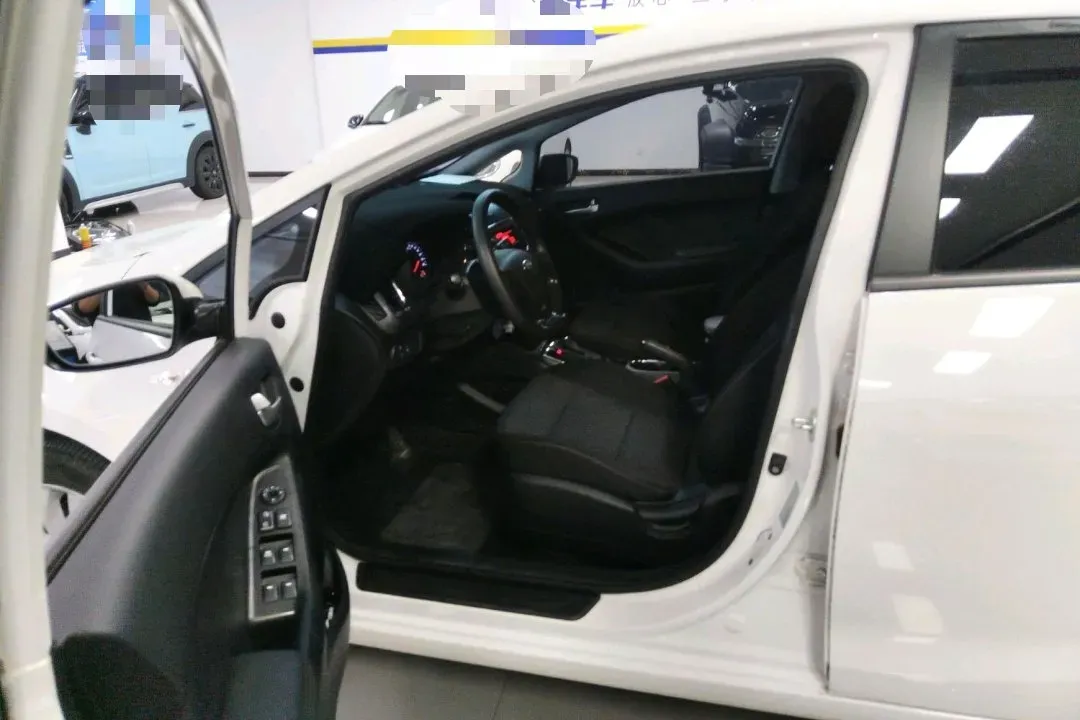 2017 Kia K3 1.6L 128HP L4 6AT,autocango,china used car exporter,china ev exporter,chinese used car exporter,chinese used ev exporter