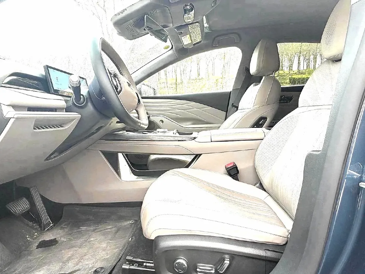 2025 Geely Galaxy Starshine 8 1.5T 163HP L4 3DHT PHEV 27.69KWH,autocango,china used car exporter,china ev exporter,chinese used car exporter,chinese used ev exporter