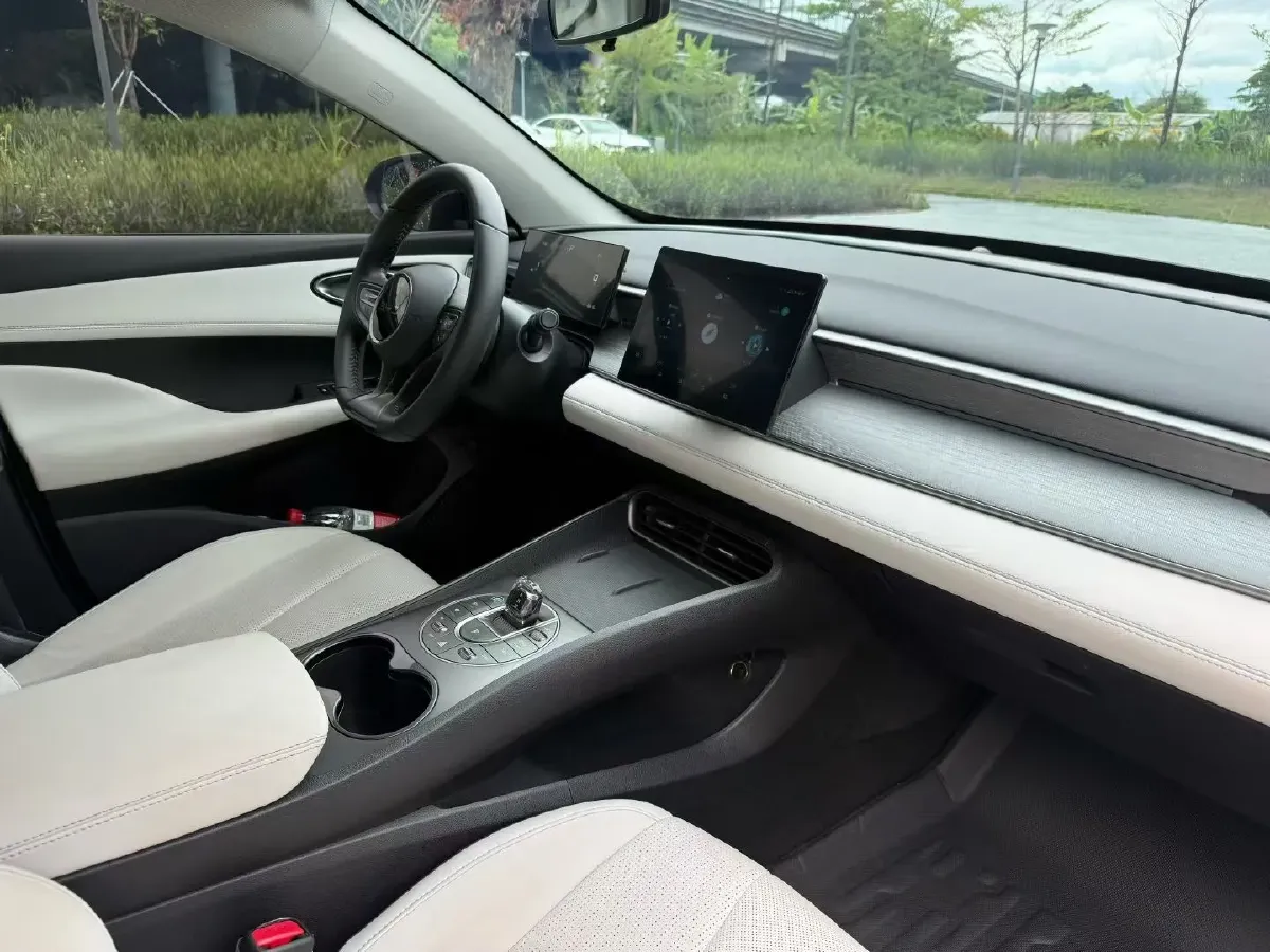 2025 BYD Seal05 DM-i 1.5L 101HP L4 E-CVT PHEV 7.68KWH,autocango,china used car exporter,china ev exporter,chinese used car exporter,chinese used ev exporter