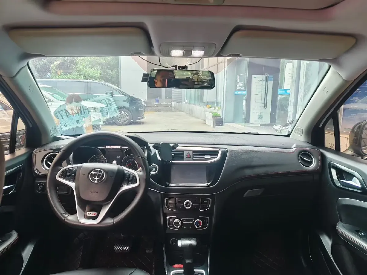 2016 Brilliance Auto V3 1.5T 150HP L4 5AT,autocango,china used car exporter,china ev exporter,chinese used car exporter,chinese used ev exporter