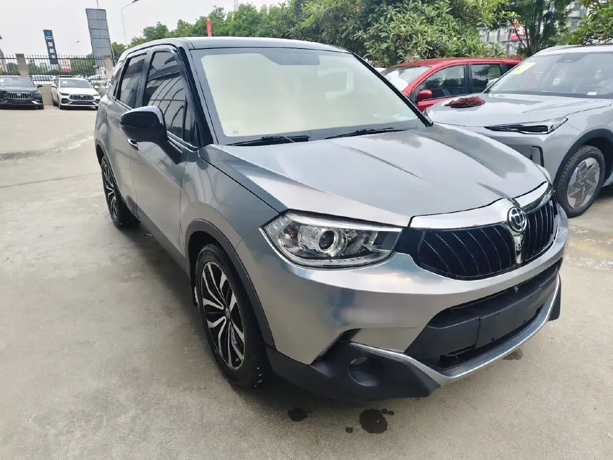 2016 Brilliance Auto V3 1.5T 150HP L4 5AT,autocango,china used car exporter,china ev exporter,chinese used car exporter,chinese used ev exporter