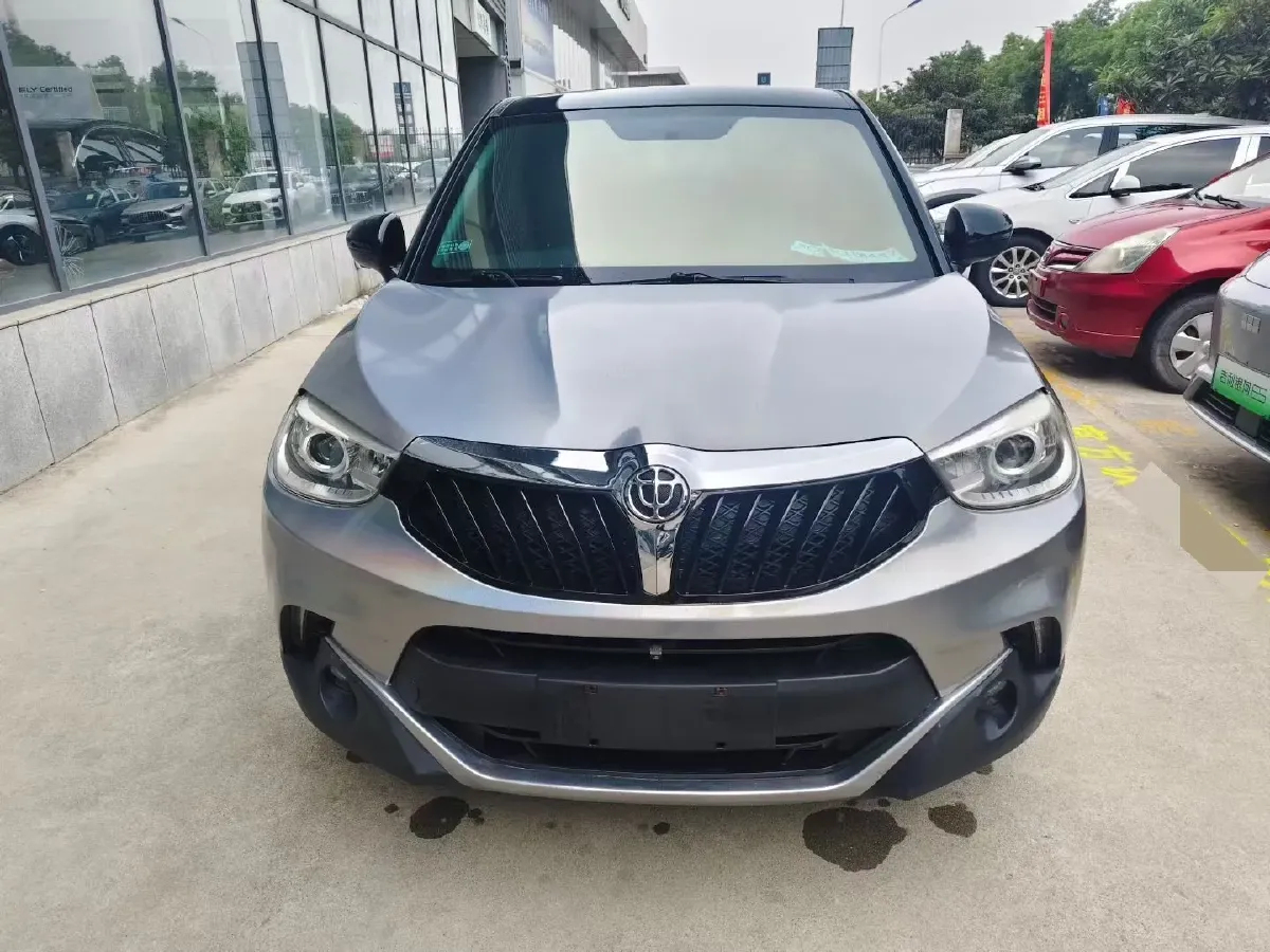 2016 Brilliance Auto V3 1.5T 150HP L4 5AT,autocango,china used car exporter,china ev exporter,chinese used car exporter,chinese used ev exporter