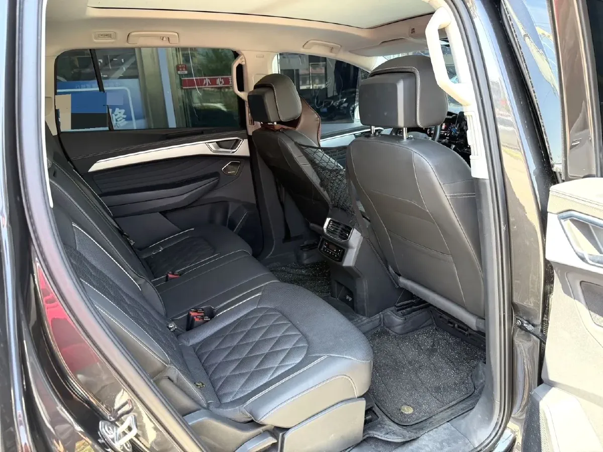 2023 Volkswagen Talagon 2.5T 299HP V6 7DCT,autocango,china used car exporter,china ev exporter,chinese used car exporter,chinese used ev exporter