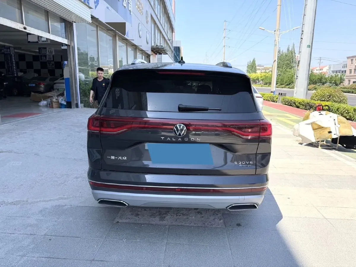2023 Volkswagen Talagon 2.5T 299HP V6 7DCT,autocango,china used car exporter,china ev exporter,chinese used car exporter,chinese used ev exporter