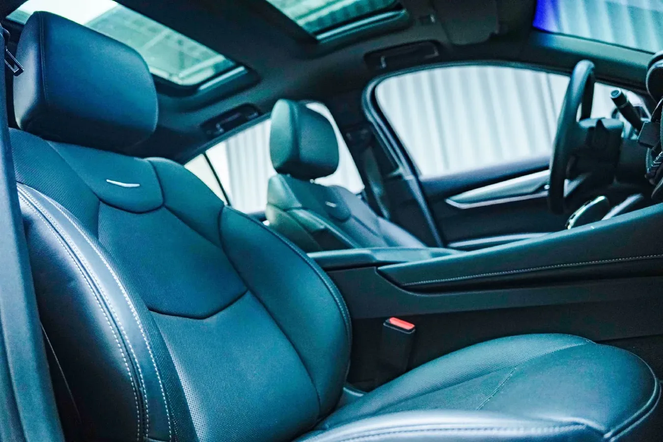 2022 Cadillac CT5 2.0T 237HP L4 10AT,autocango,china used car exporter,china ev exporter,chinese used car exporter,chinese used ev exporter