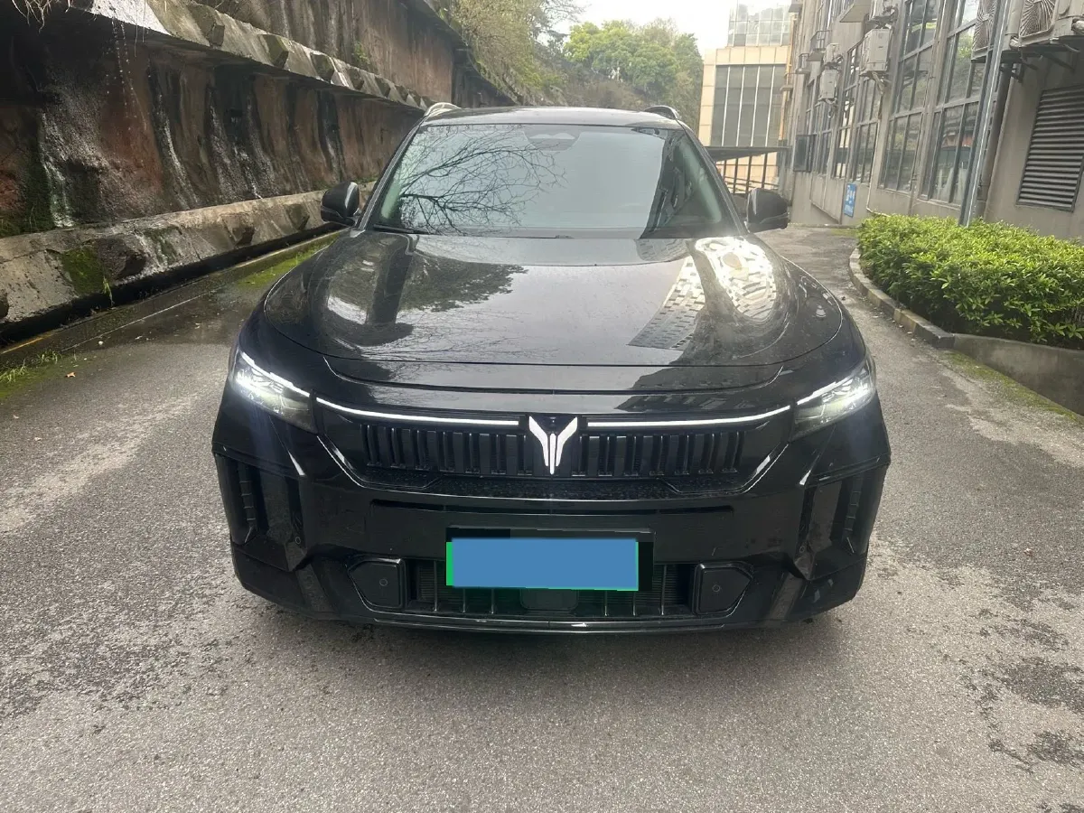 2024 Voyah FREE 1.5T 150HP L4 REEV 39.2KWH,autocango,china used car exporter,china ev exporter,chinese used car exporter,chinese used ev exporter