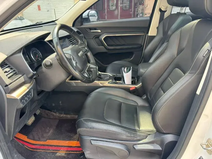 2017 Haval H6 2.0T 197HP L4 7DCT,autocango,china used car exporter,china ev exporter,chinese used car exporter,chinese used ev exporter