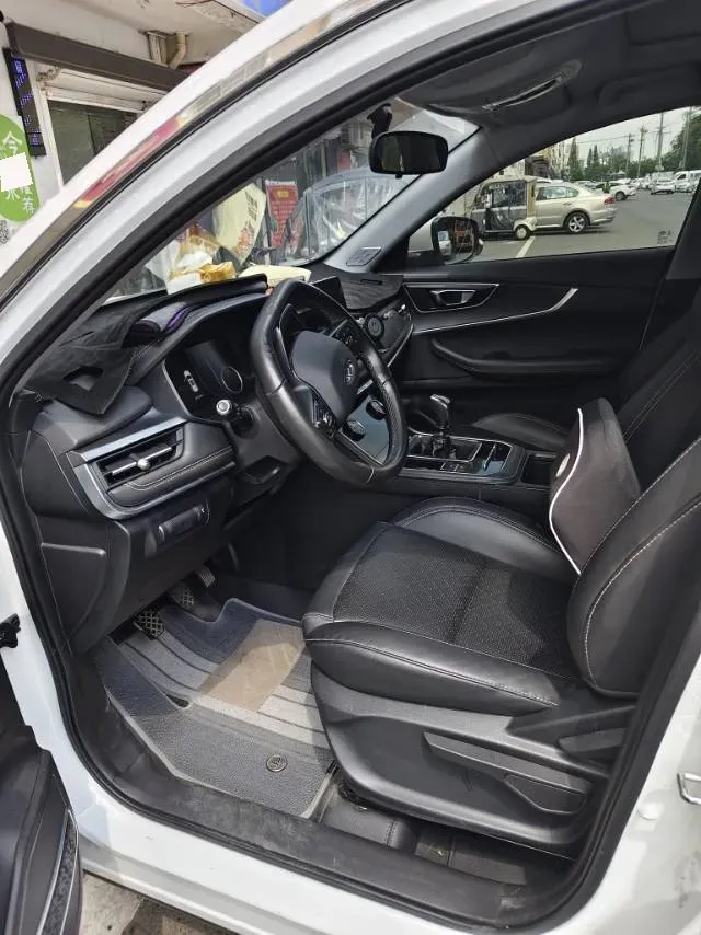 2020 Chery Tiggo 8 1.5T 156HP L4 6MT,autocango,china used car exporter,china ev exporter,chinese used car exporter,chinese used ev exporter