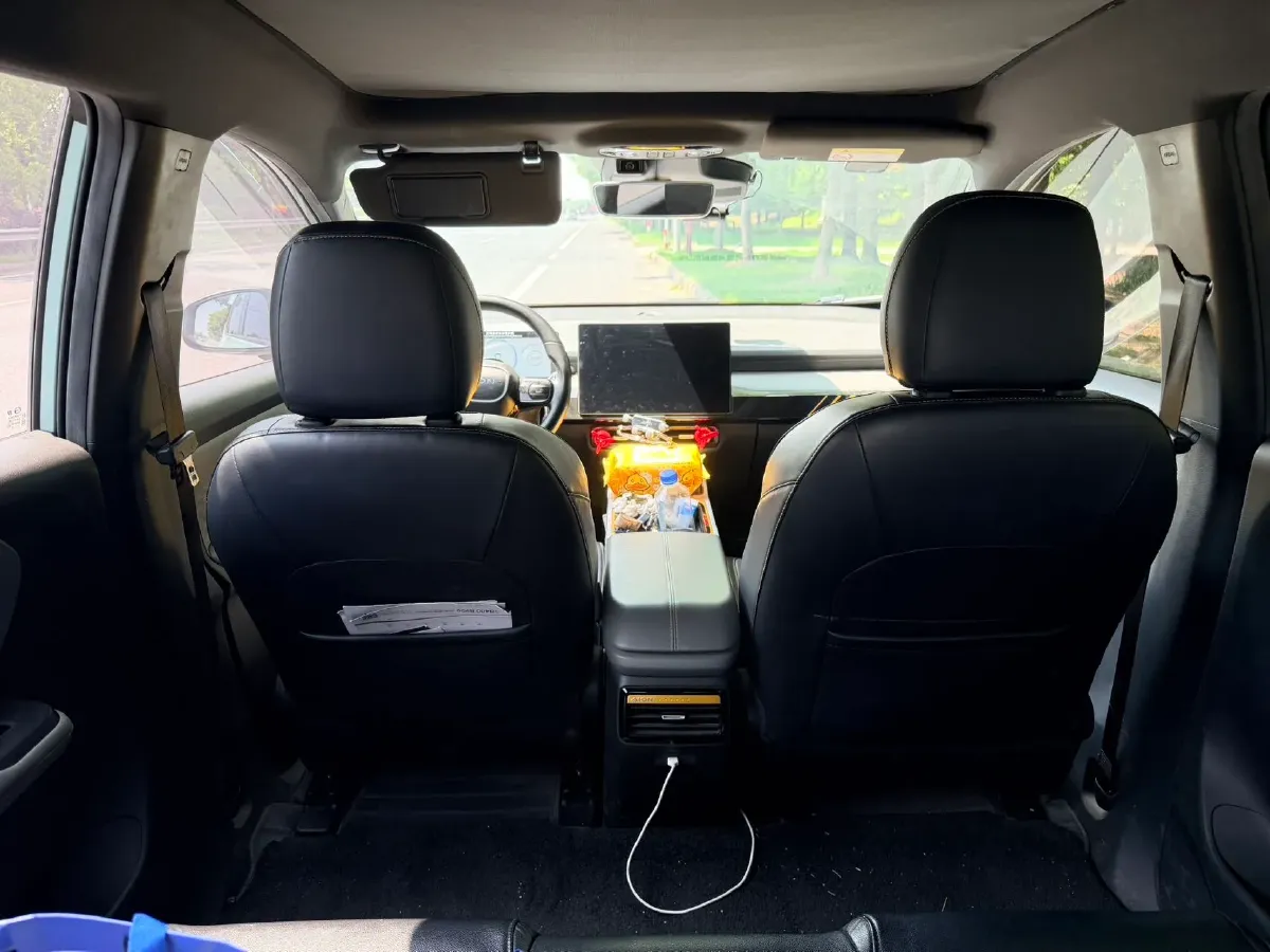 2022 Geely Okavango 1.8T 184HP L4 7DCT,autocango,china used car exporter,china ev exporter,chinese used car exporter,chinese used ev exporter