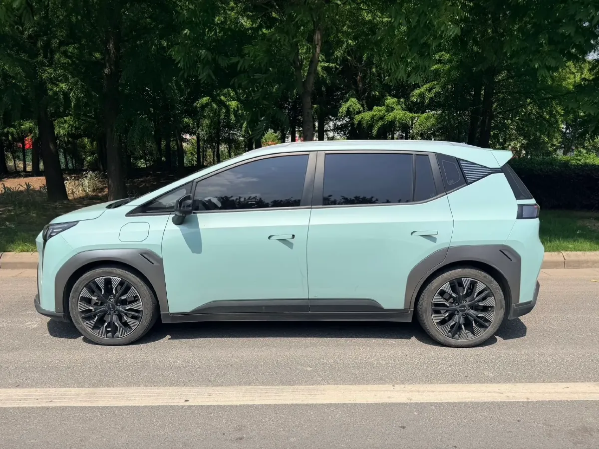 2022 Geely Okavango 1.8T 184HP L4 7DCT,autocango,china used car exporter,china ev exporter,chinese used car exporter,chinese used ev exporter