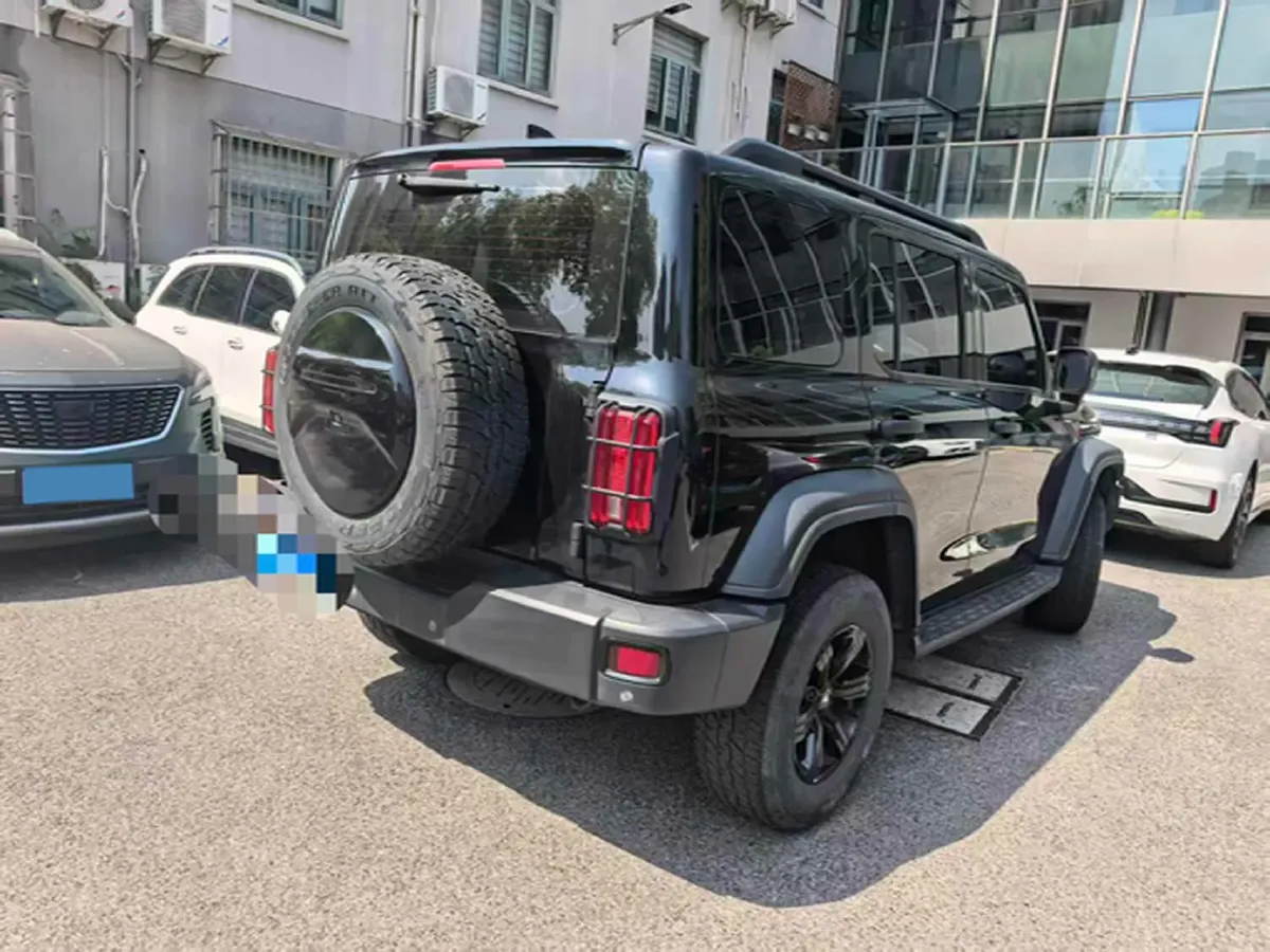 2023 Tank 300 2.0T 227HP L4 8AT,autocango,china used car exporter,china ev exporter,chinese used car exporter,chinese used ev exporter