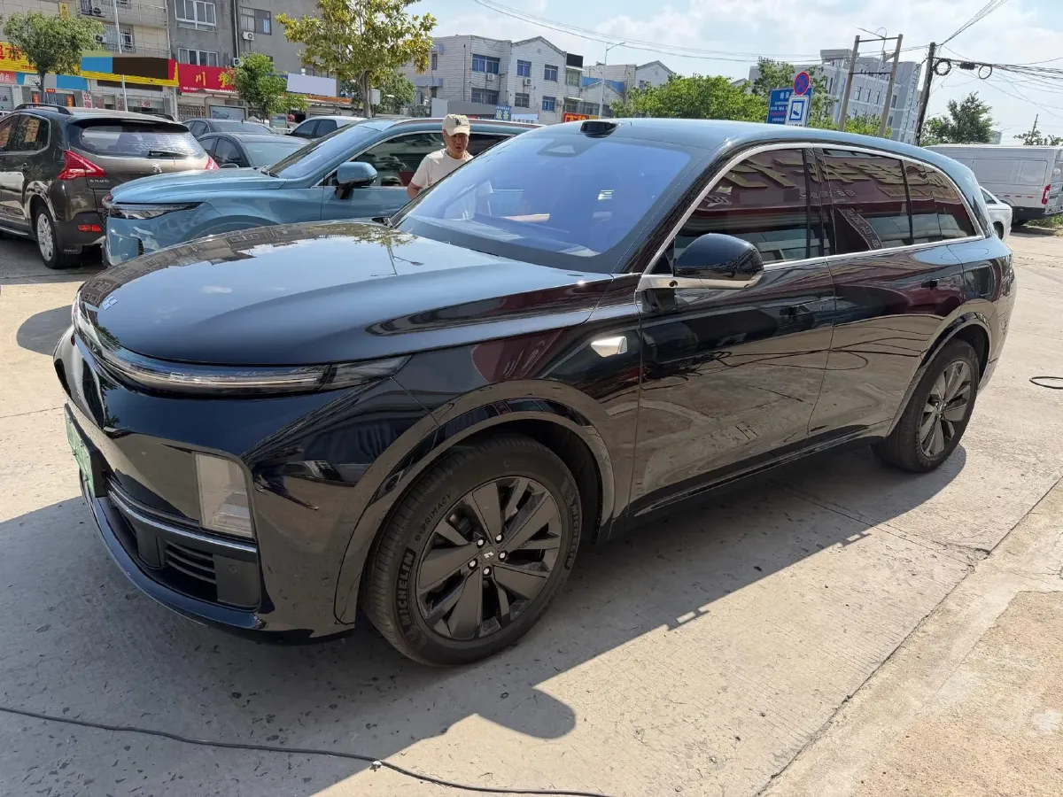 2025 Li L7 Range Extended 154HP REEV,autocango,china used car exporter,china ev exporter,chinese used car exporter,chinese used ev exporter