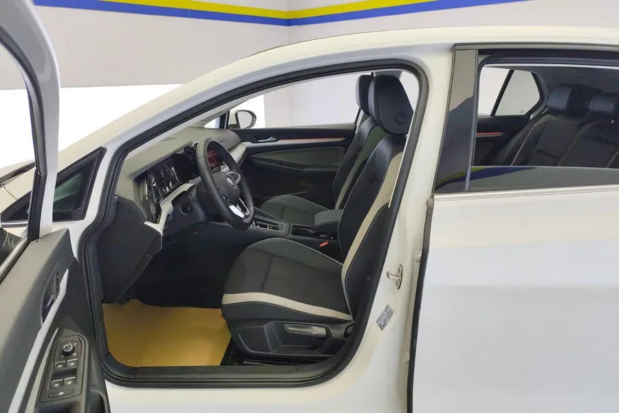 2021 Volkswagen Golf 1.4T 150HP L4 7DCT,autocango,china used car exporter,china ev exporter,chinese used car exporter,chinese used ev exporter