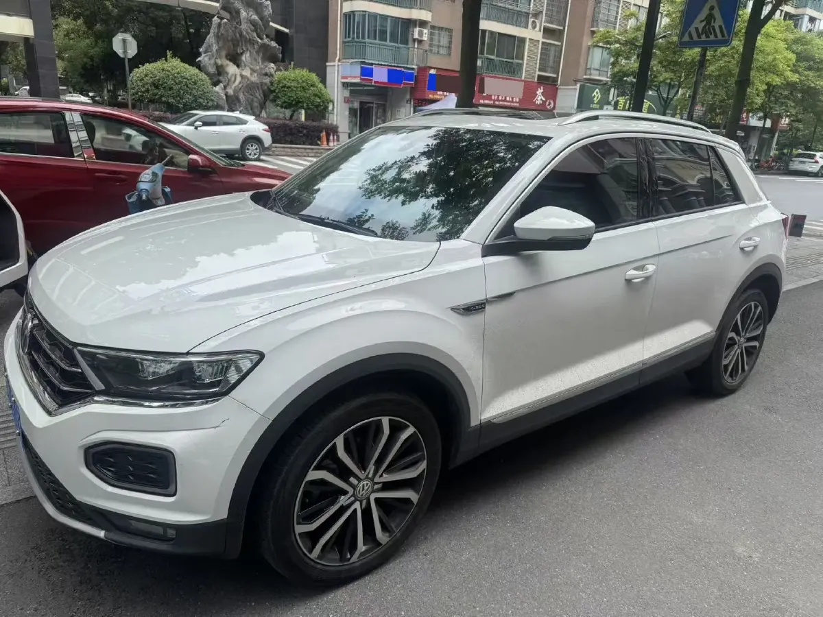 2020 Volkswagen T-Roc 1.4T 150HP L4 7DCT,autocango,china used car exporter,china ev exporter,chinese used car exporter,chinese used ev exporter