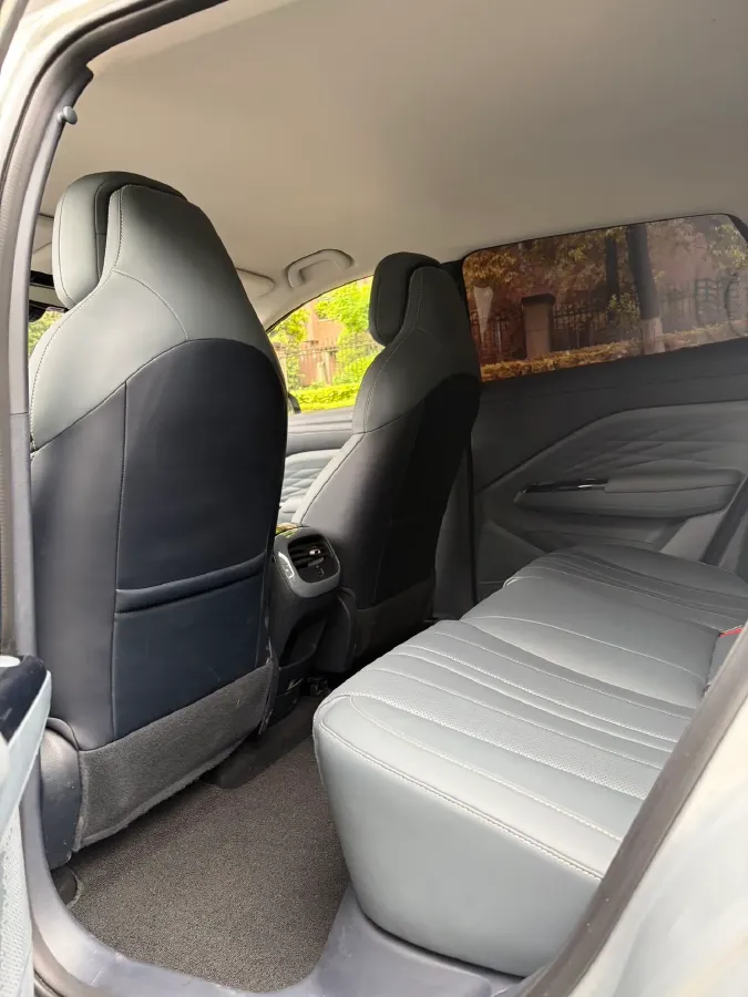 2025 ARCFOX T1 BEV,autocango,china used car exporter,china ev exporter,chinese used car exporter,chinese used ev exporter