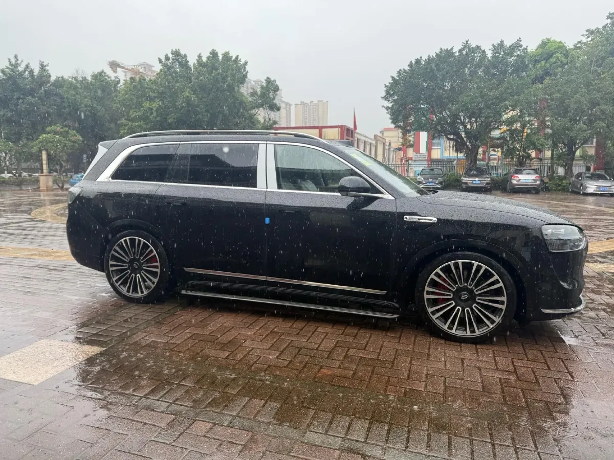 2025 AITO AITO M9 REEV 160HP REEV 52KWH,autocango,china used car exporter,china ev exporter,chinese used car exporter,chinese used ev exporter