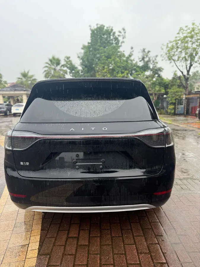 2025 AITO AITO M9 REEV 160HP REEV 52KWH,autocango,china used car exporter,china ev exporter,chinese used car exporter,chinese used ev exporter